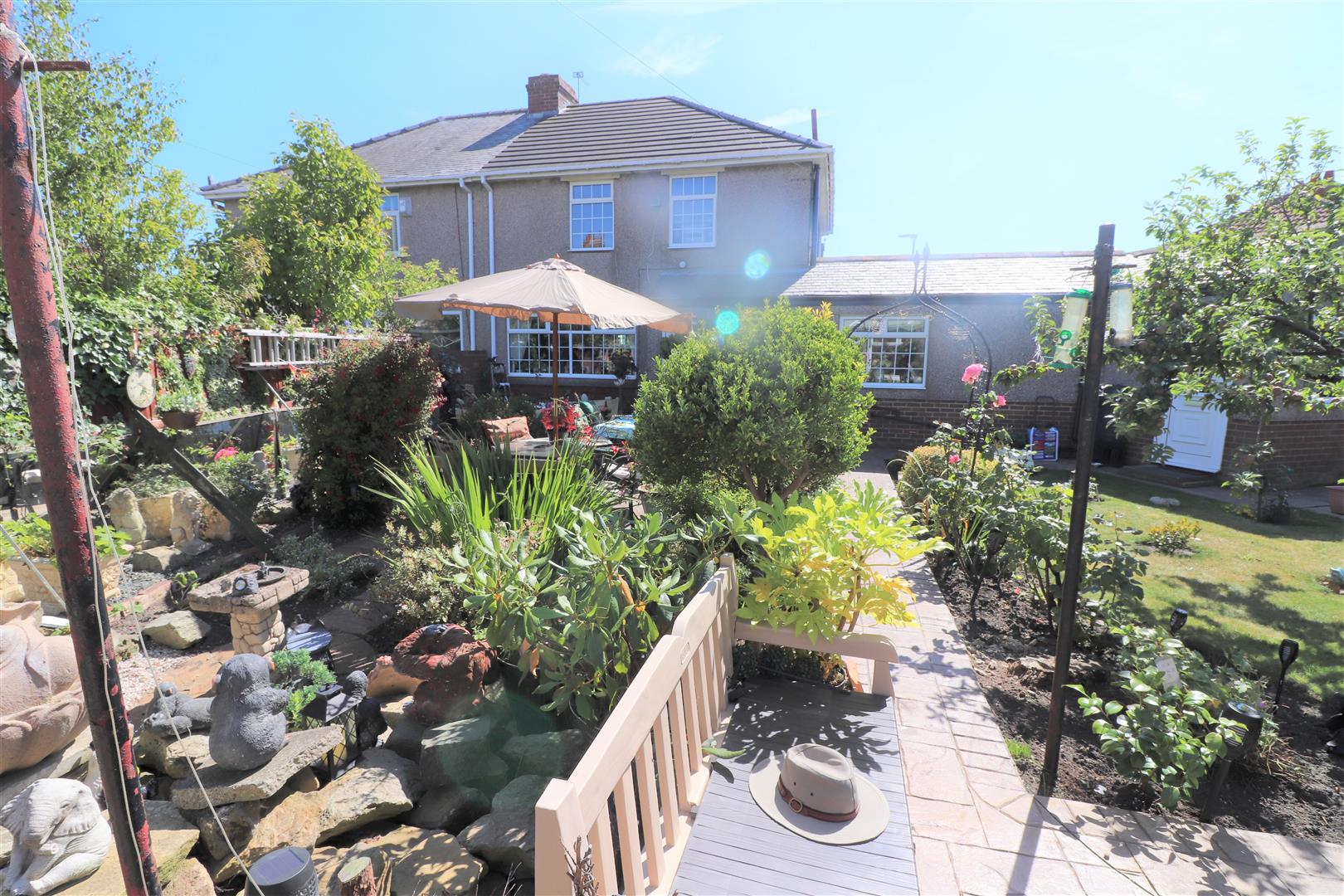 Property North View, NewbigginByTheSea House SemiDetached